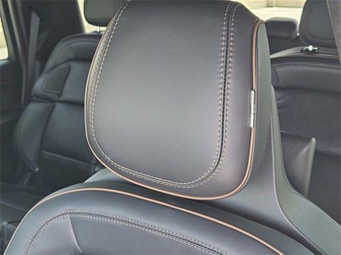 New 2025 Lincoln Navigator Black Label image 13