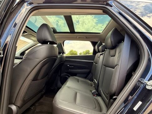 Used 2022 Hyundai Tucson Limited AWD/4WD image 12