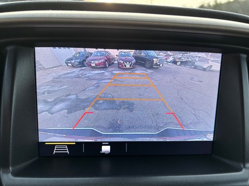 Used 2022 GMC Canyon Denali image 18