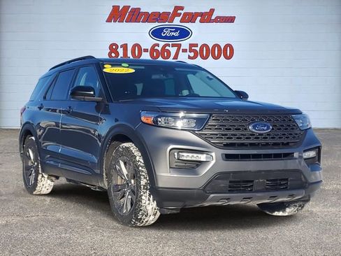 Certified 2022 Ford Explorer XLT w/ Equipment Group 202A image 2