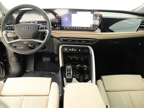 New 2025 Audi Q5 Premium Plus image 18