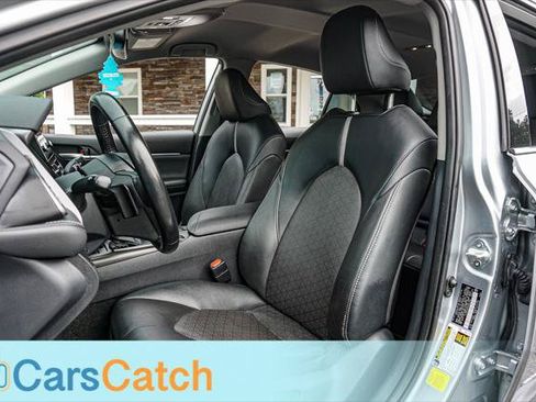 Used 2023 Toyota Camry XSE FWD image 22