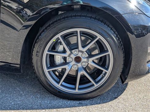Used 2019 Tesla Model 3 Standard Range Plus image 9