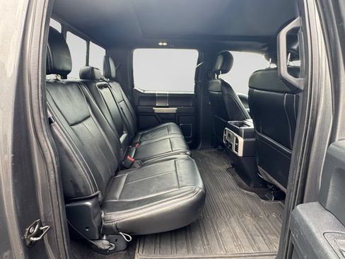 Used 2019 Ford F150 Lariat AWD/4WD image 17