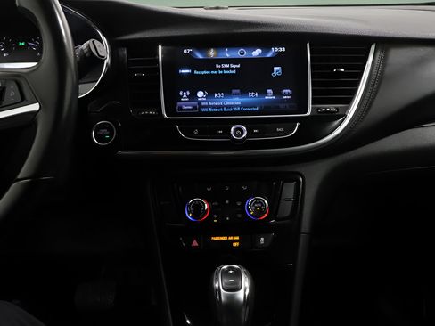 Used 2019 Buick Encore Sport Touring AWD/4WD image 21
