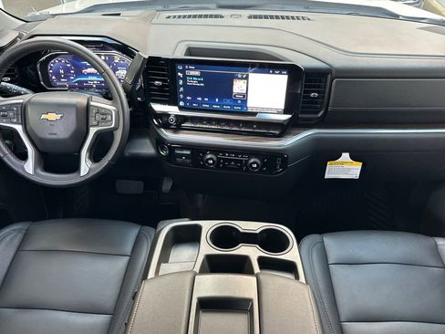 Used 2022 Chevrolet Silverado 1500 LT w/ All Star Edition Plus RWD image 13
