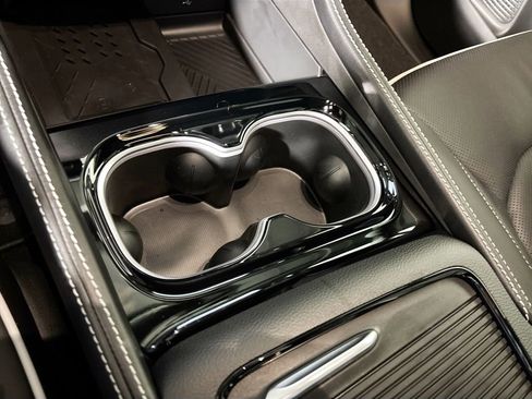 New 2026 Chrysler Pacifica Limited image 15