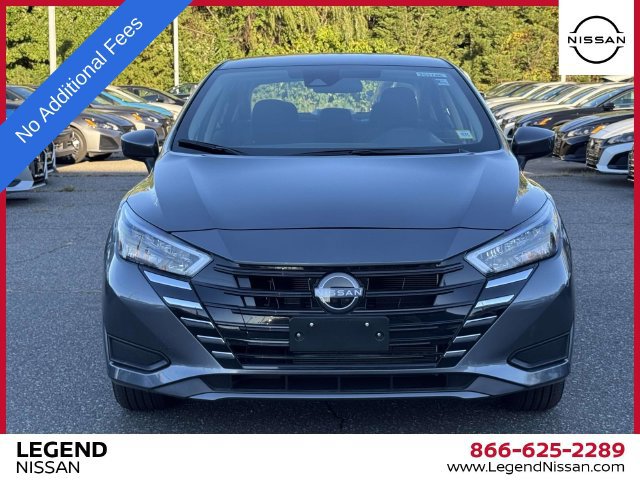 Used 2025 Nissan Versa SV w/ Trunk Package FWD image 2