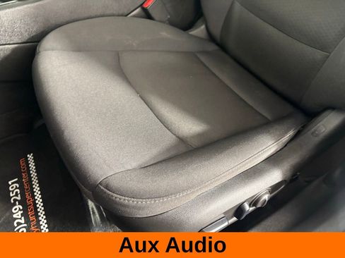 Used 2024 Chevrolet Malibu LT image 11