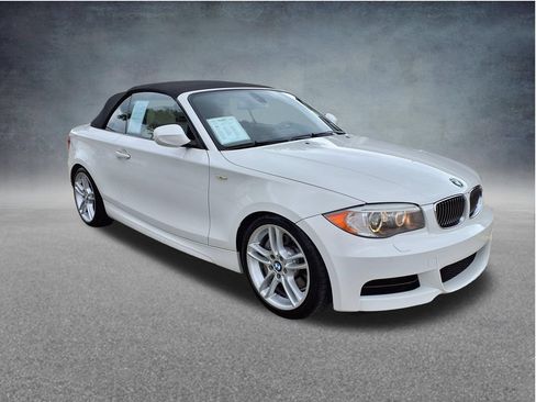 Used 2013 BMW 135i Convertible RWD image 6
