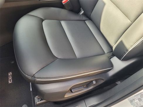 Used 2025 MAZDA CX-5 AWD 2.5 S w/ Select Package image 10