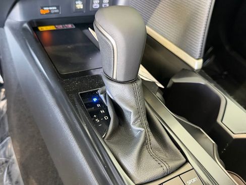 Certified 2026 Toyota Camry SE FWD image 28