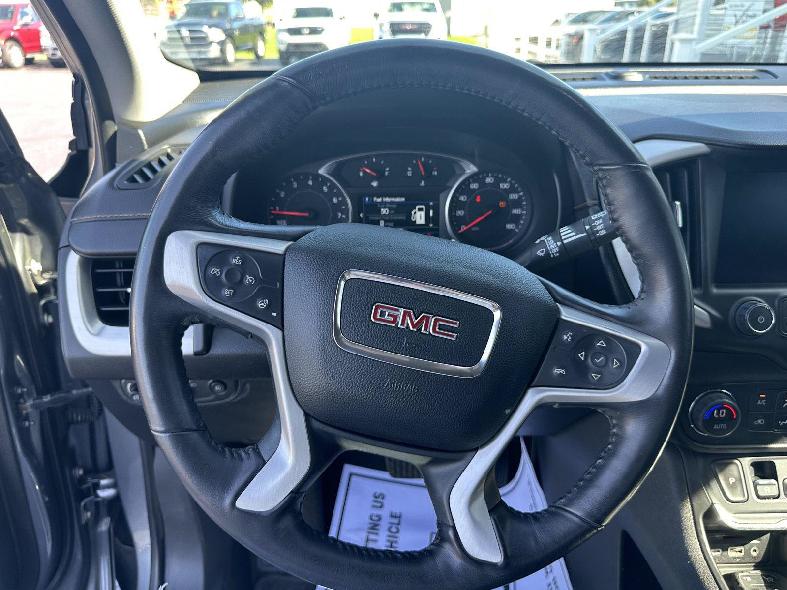 Used 2018 GMC Terrain SLT w/ Preferred Package FWD image 5