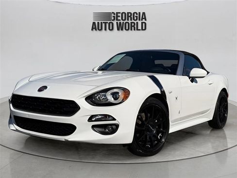 Used 2017 FIAT 124 Spider Lusso image 1