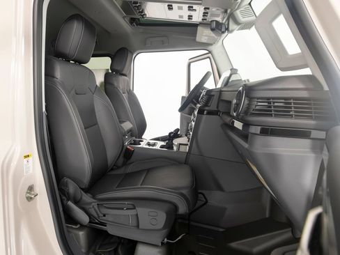 New 2026 INEOS Grenadier Fieldmaster Edition AWD/4WD image 32