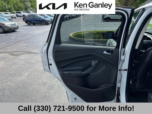Used 2019 Ford Escape SE FWD image 43