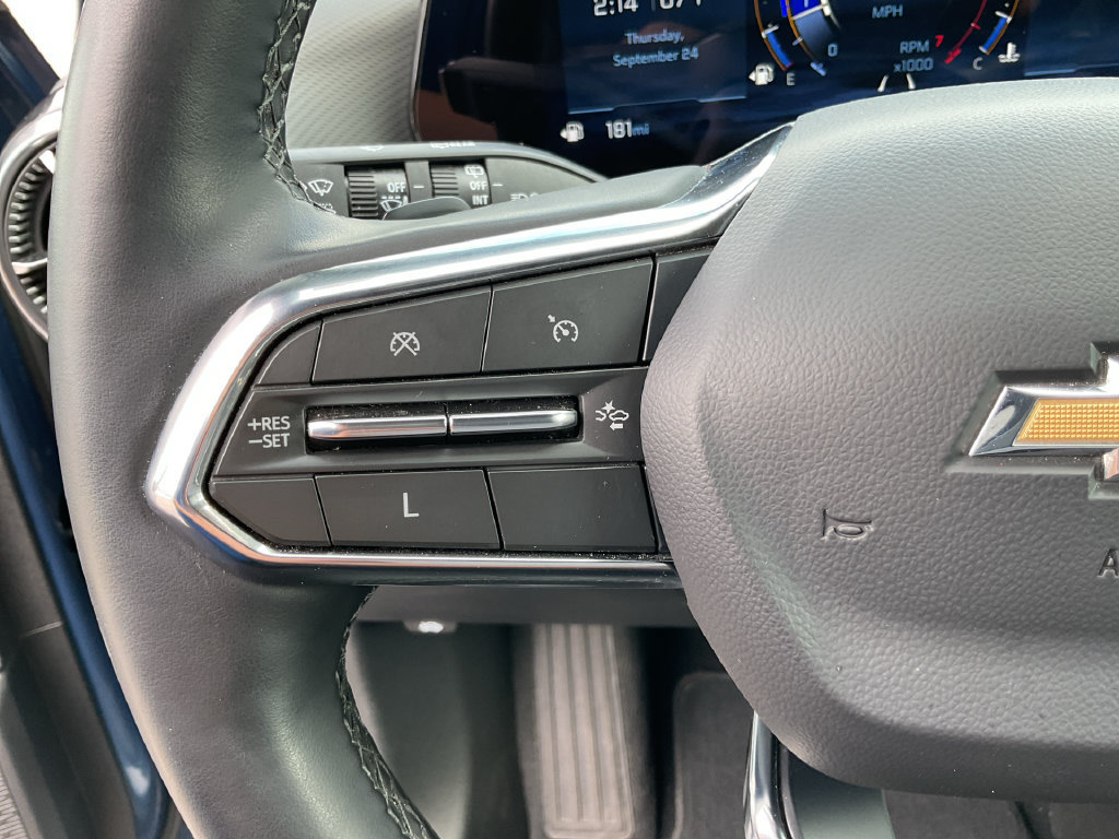 Used 2025 Chevrolet Equinox LT w/ Convenience Package II FWD image 18