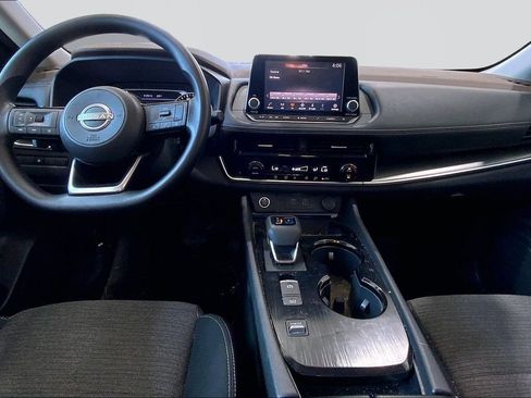 Used 2022 Nissan Rogue SV image 7