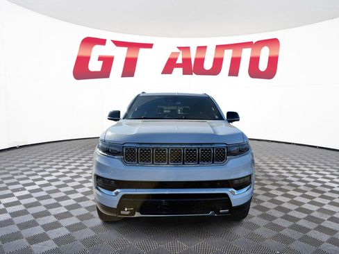 Used 2023 Jeep Grand Wagoneer Series III w/ HD Trailer Tow Package image 2