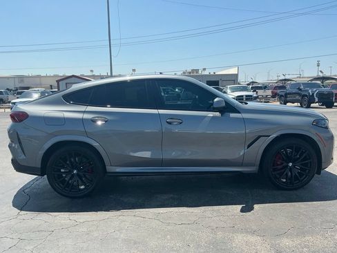 Used 2024 BMW X6 xDrive40i w/ M Sport Professional Package AWD/4WD image 5