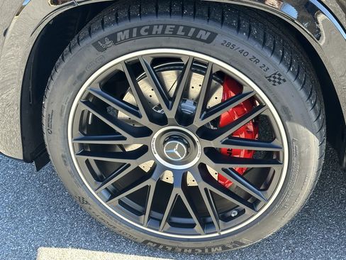 New 2026 Mercedes-Benz GLS 63 AMG 4MATIC image 13