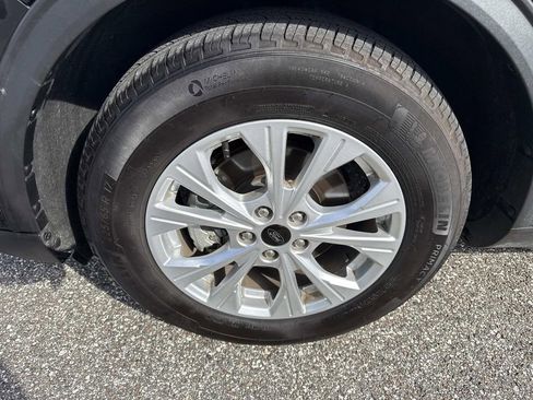 Used 2025 Ford Escape Active image 11