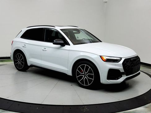 Used 2023 Audi SQ5 Prestige image 3