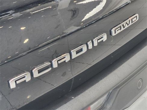 Certified 2025 GMC Acadia Elevation image 14