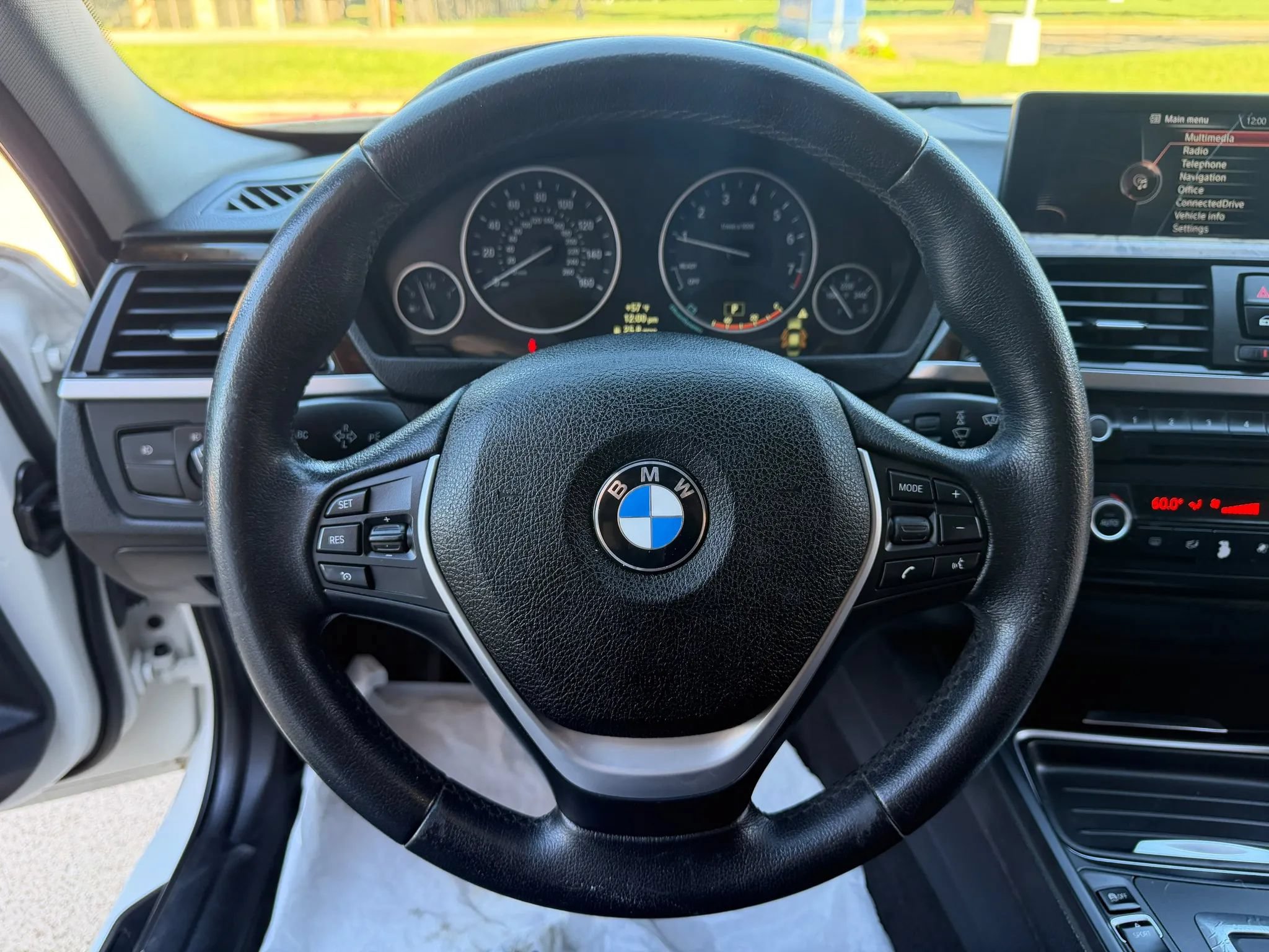 Used 2014 BMW 328i Sedan RWD image 21