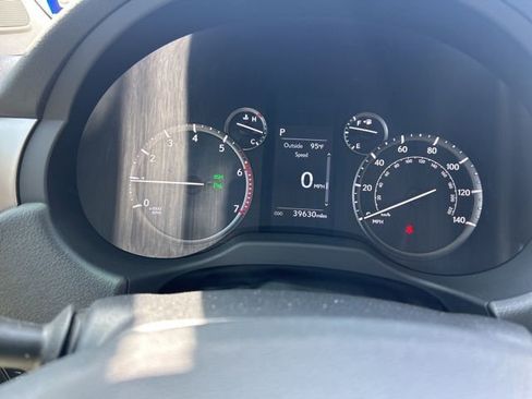 Used 2023 Lexus GX 460 Premium AWD/4WD image 17