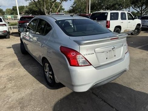 Used 2017 Nissan Versa FWD image 7