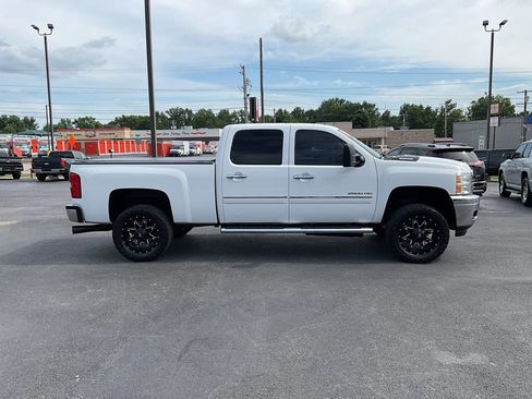 Used 2012 Chevrolet Silverado 2500 LT w/ Custom Sport Truck Package AWD/4WD image 7