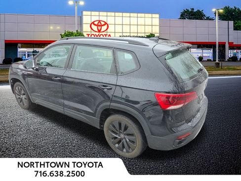 Used 2024 Volkswagen Taos S image 10