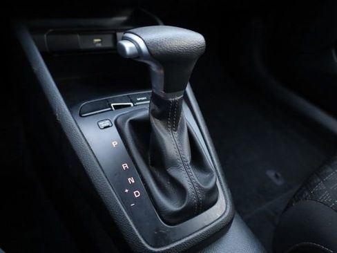 Used 2023 Kia Rio S w/ Technology Package image 10