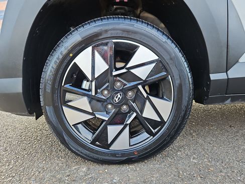 Used 2024 Hyundai Kona SEL image 32