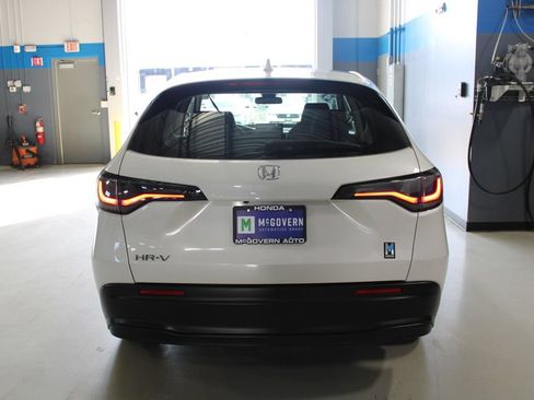 Used 2024 Honda HR-V LX image 21