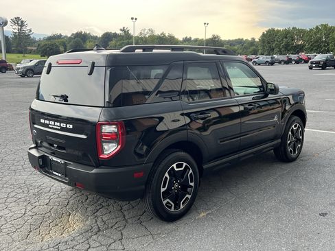 Used 2023 Ford Bronco Sport Outer Banks w/ Tech Package AWD/4WD image 7