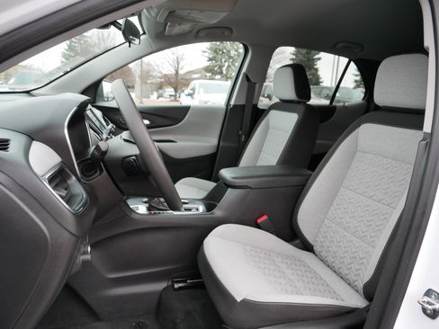 Used 2023 Chevrolet Equinox LS w/ LS Convenience Package image 34