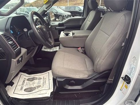 Used 2016 Ford F150 XLT image 17