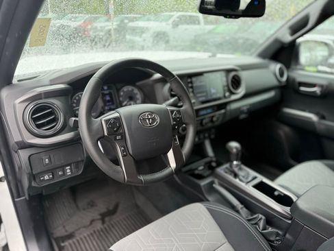 Certified 2023 Toyota Tacoma TRD Off-Road image 13