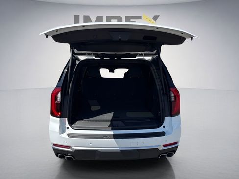 New 2026 GMC Yukon XL Denali AWD/4WD image 32
