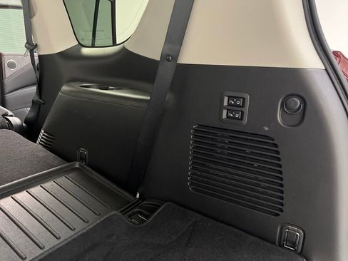 Used 2024 Nissan Armada Platinum w/ Captain's Chairs Package image 45