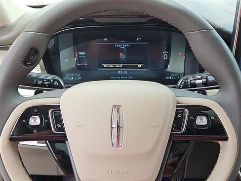 Used 2023 Lincoln Corsair AWD w/ Equipment Group 101A image 15