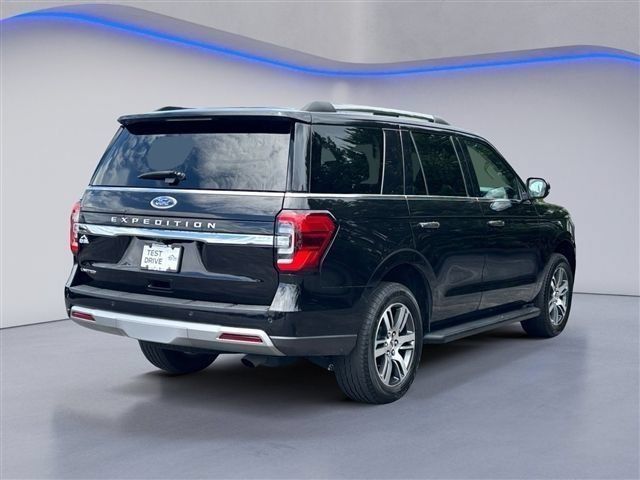 Used 2024 Ford Expedition Limited RWD image 5