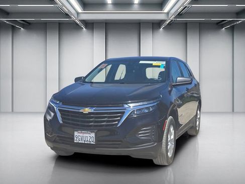 Used 2023 Chevrolet Equinox LS w/ LPO, Floor Liner Package AWD/4WD image 3