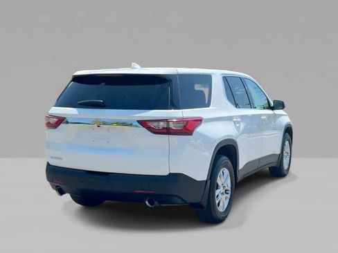 Used 2019 Chevrolet Traverse LS FWD image 8