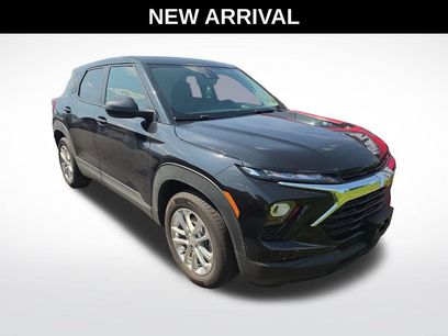 Used 2025 Chevrolet TrailBlazer LS w/ LS Convenience Package