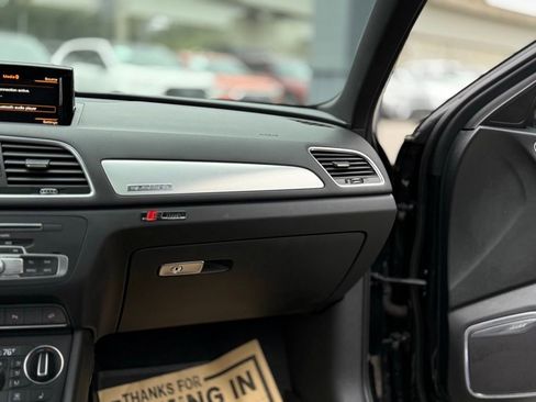 Used 2017 Audi Q3 2.0T Prestige w/ Prestige Package image 17