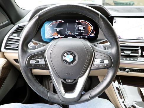 Used 2021 BMW X5 sDrive40i w/ Premium Package image 54