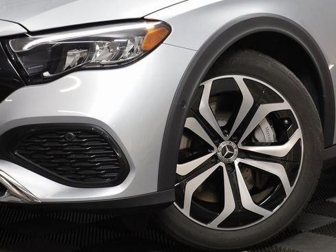 Used 2025 Mercedes-Benz E 450 4MATIC All-Terrain Wagon image 3